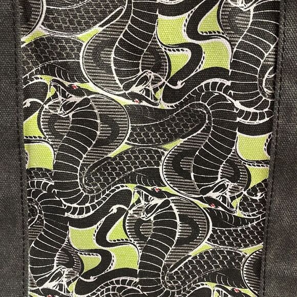 Gravis IV Vintage Canvas Tote Bag, Large, Black and Green Cobra Print - Picture 3 of 6